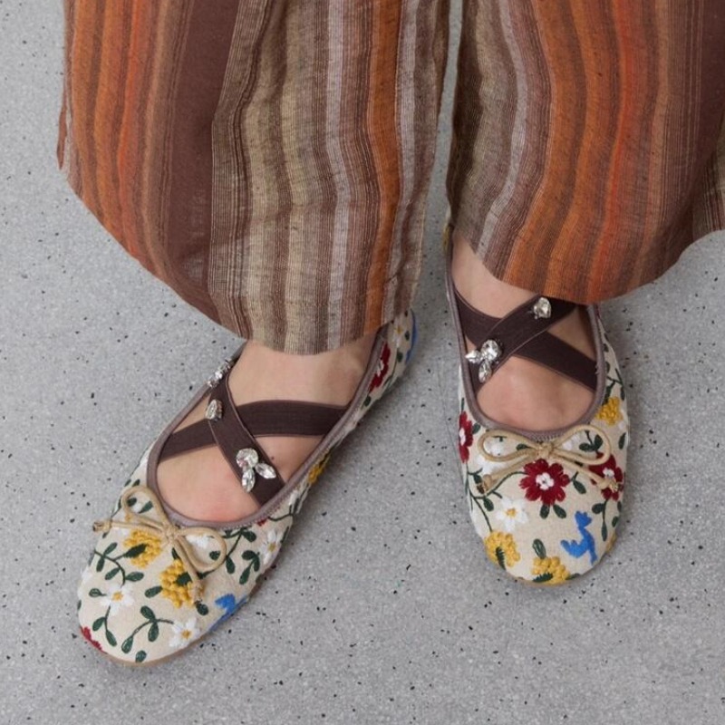 Embroidery Flower Ballet Flats - Embroidery Flat Shoes recensione e prezzo