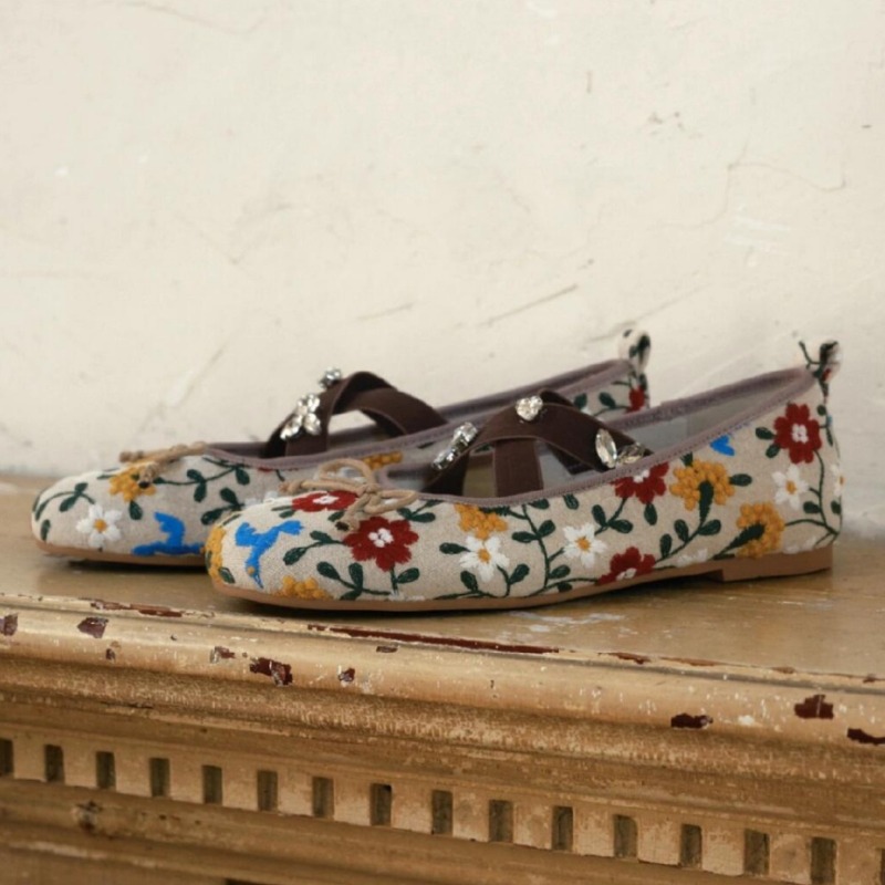 Embroidery Flower Ballet Flats - Embroidery Flat Shoes recensione e prezzo