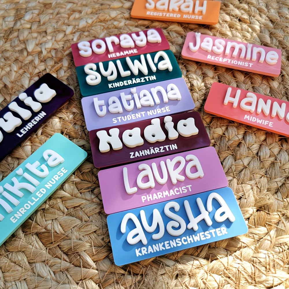 Personalized Name Brooch Badge - Embroidery Texture recensione e prezzo