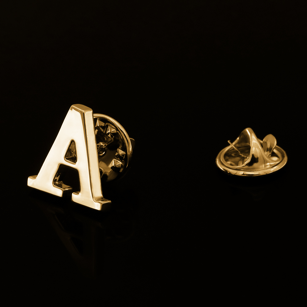 Quality Brass Initial A to Z 2 - Embroidery Letter M recensione e prezzo