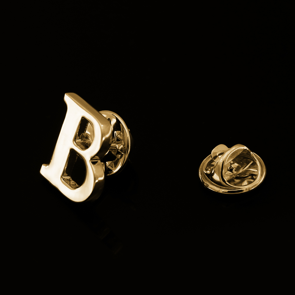 Quality Brass Initial A to Z 2 - Embroidery Letter M recensione e prezzo