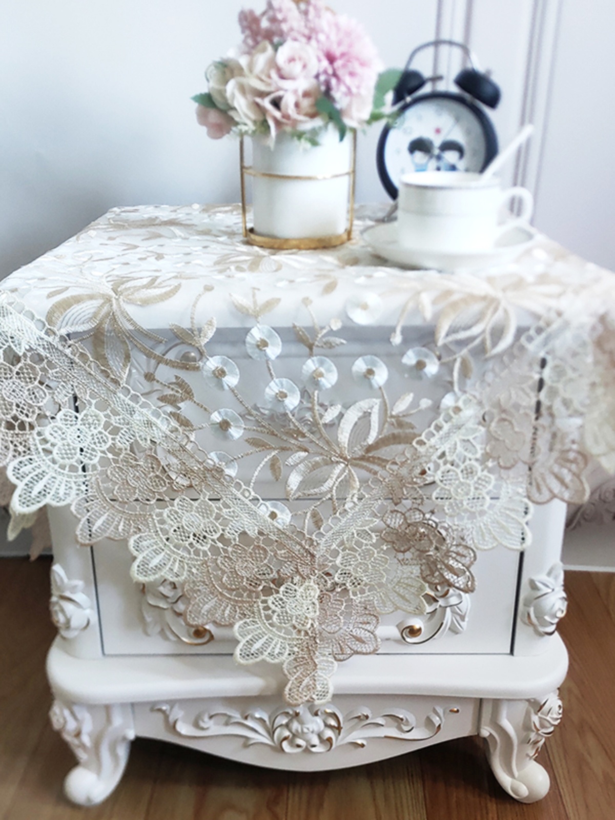 European Sle Bede Table Cover  - Embroidery Cloth recensione e prezzo