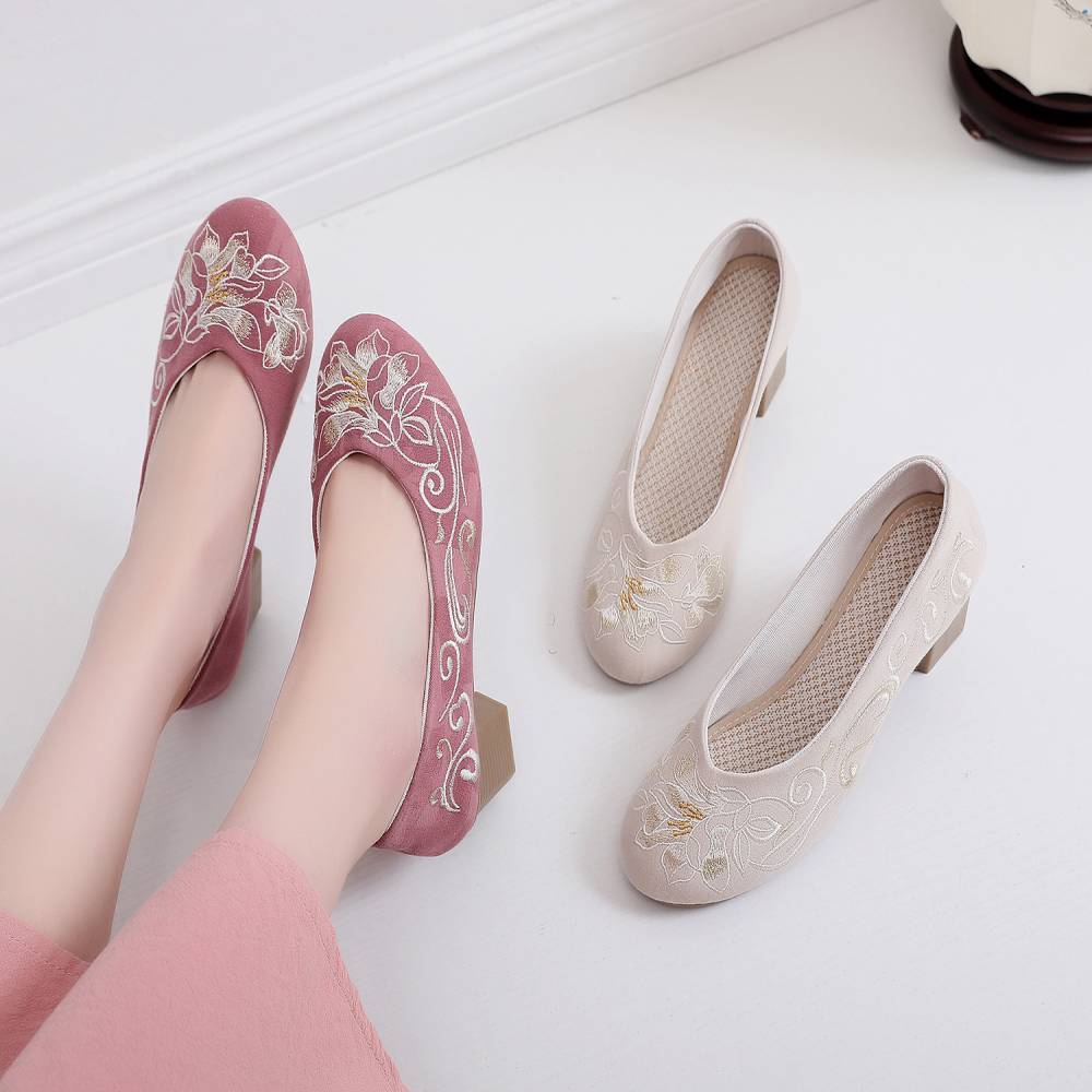 2026 Women's Wine Red & Beige  - Embroidery Cloth recensione e prezzo