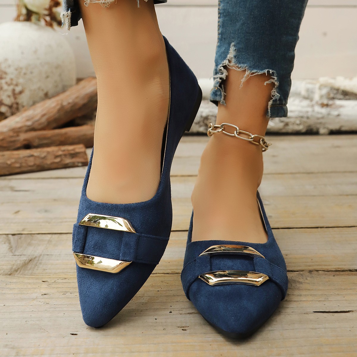 Spring and Autumn Elegant Poin - Embroidery Flat Shoes recensione e prezzo