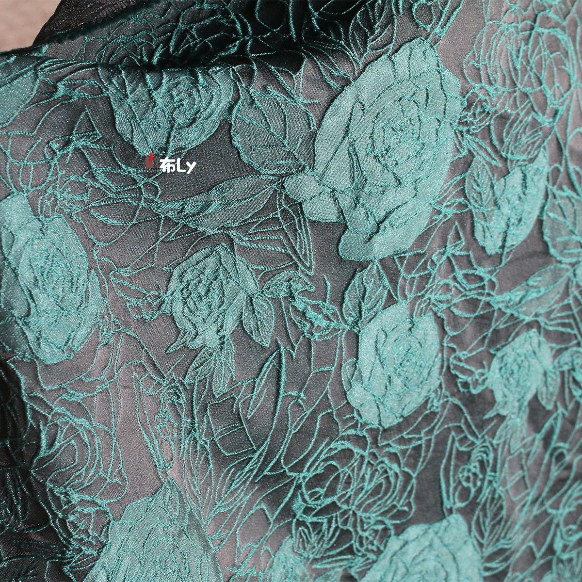 Green Plum Embroidery Texture  - Embroidery Texture recensione e prezzo