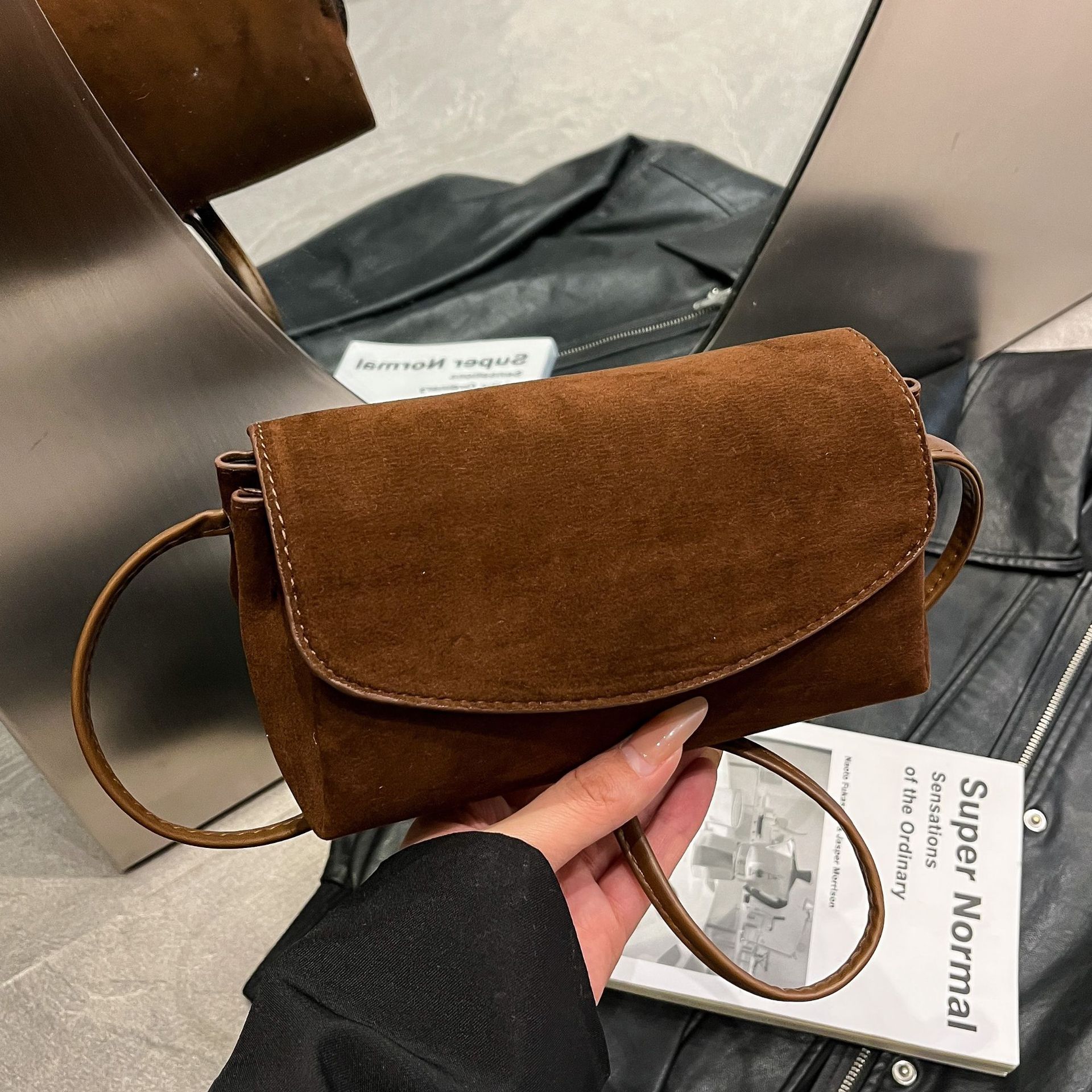New Winter Crossbody Bag Women - Embroidery Texture recensione e prezzo