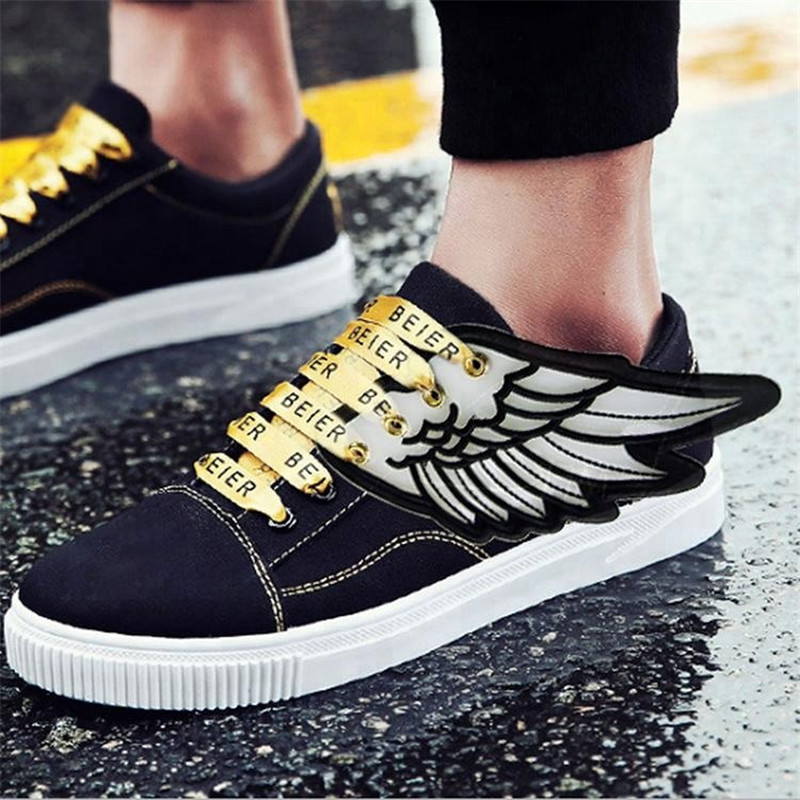 Personality Adult Black Transp - Embroidery Converse recensione e prezzo