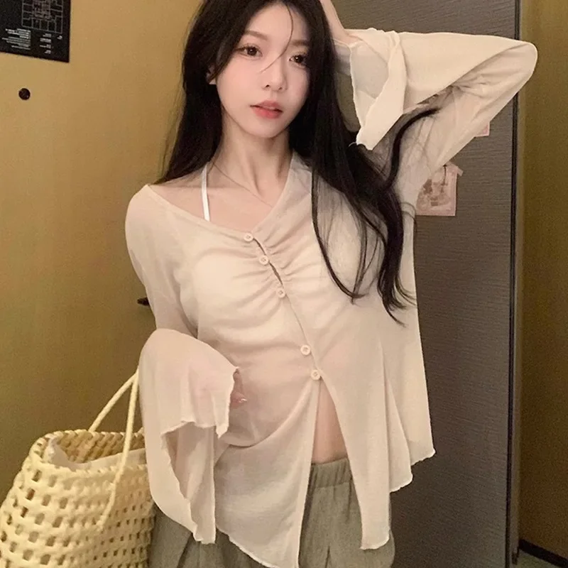 Sheer Flare Sleeve Blouse - Y2 - Embroidery Shirt recensione e prezzo