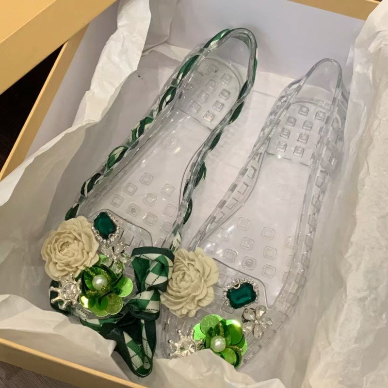 New Style Square-toe Open-toe  - Embroidery Flat Shoes recensione e prezzo