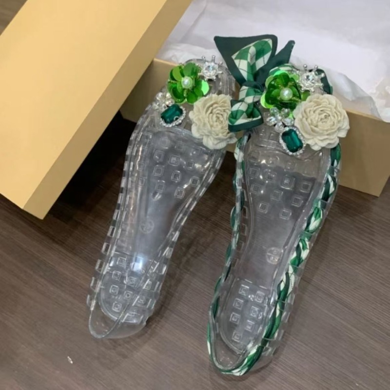 New Style Square-toe Open-toe  - Embroidery Flat Shoes recensione e prezzo