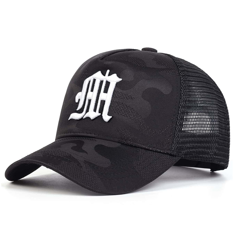 Fashion M Letter Camouflage Em - Embroidery Letter M recensione e prezzo