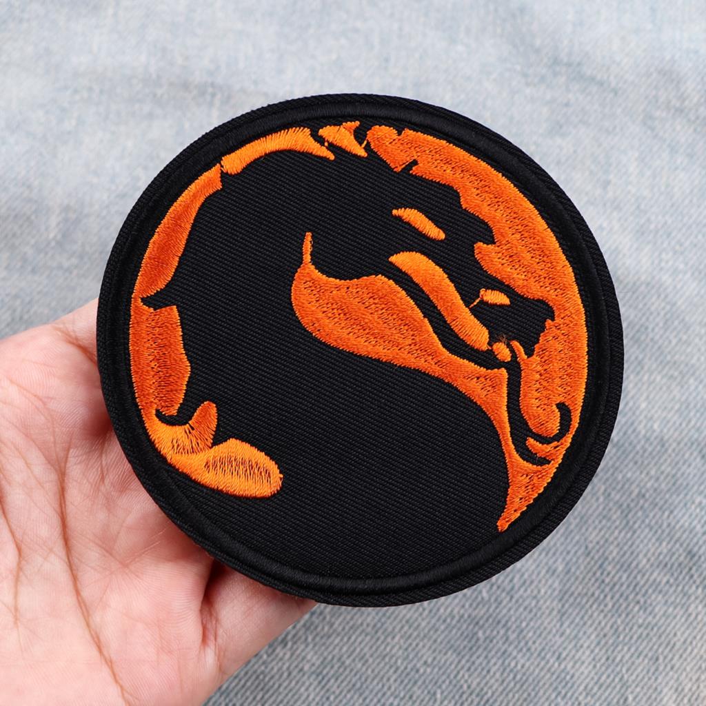 Street Games Cartoon Patch Dra - Embroidery Converse recensione e prezzo