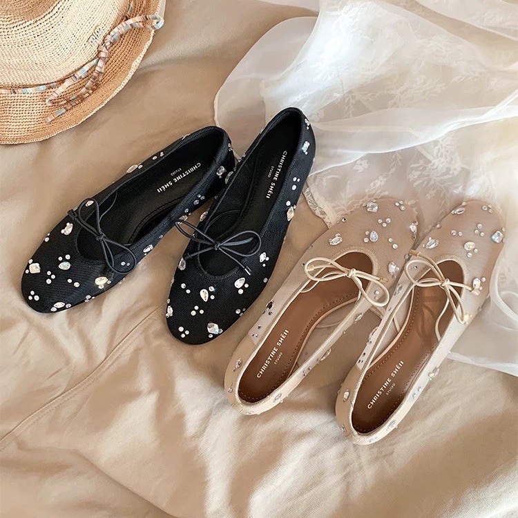Mesh Rhinestone Bow Flat Mary  - Embroidery Flat Shoes recensione e prezzo